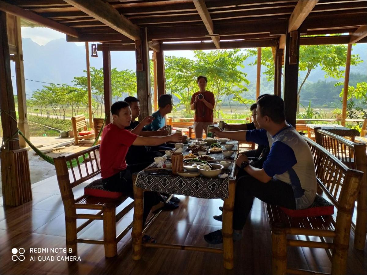 Truong Huy Homestay Mai Châu Esterno foto