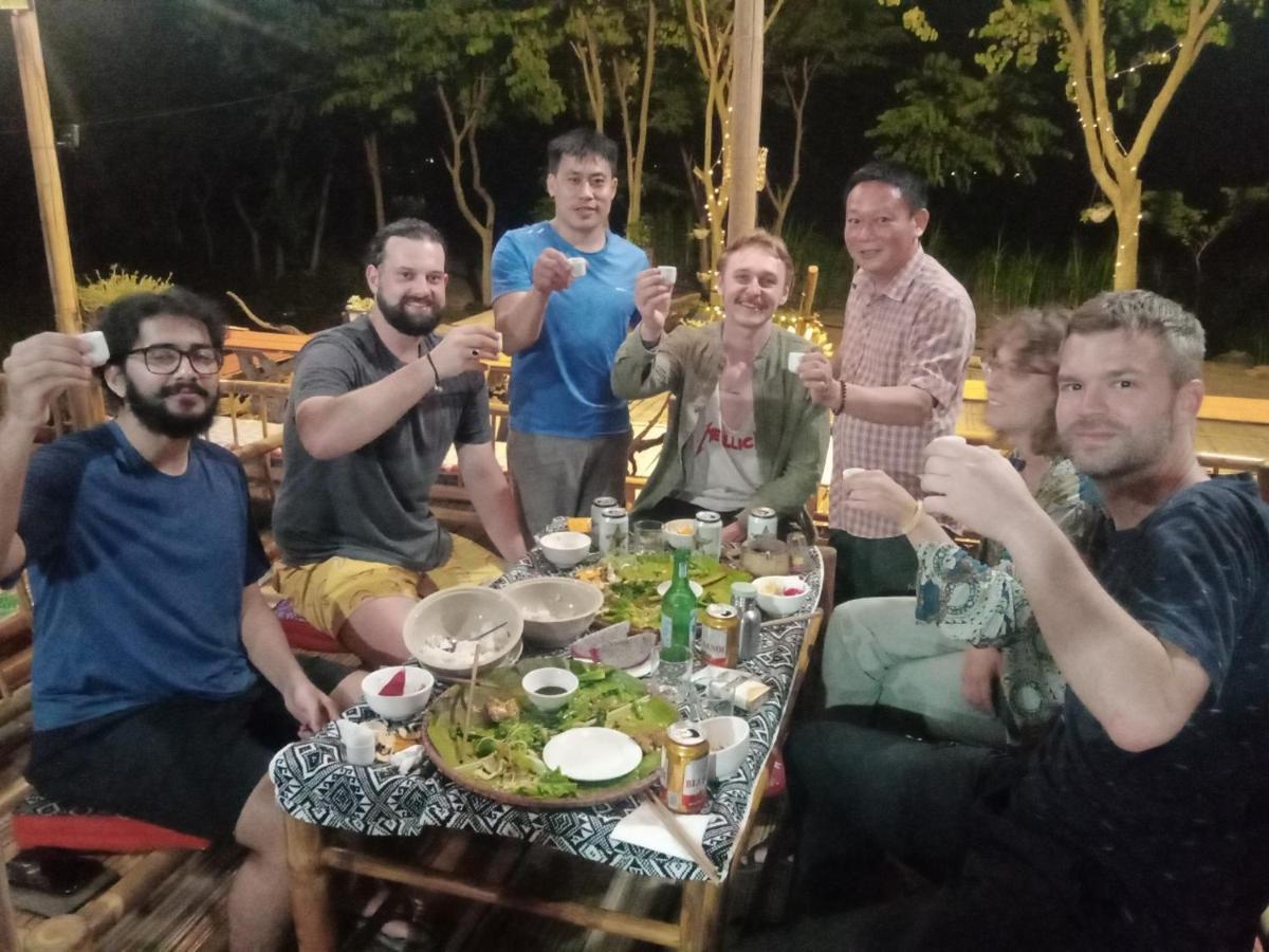 Truong Huy Homestay Mai Châu Esterno foto