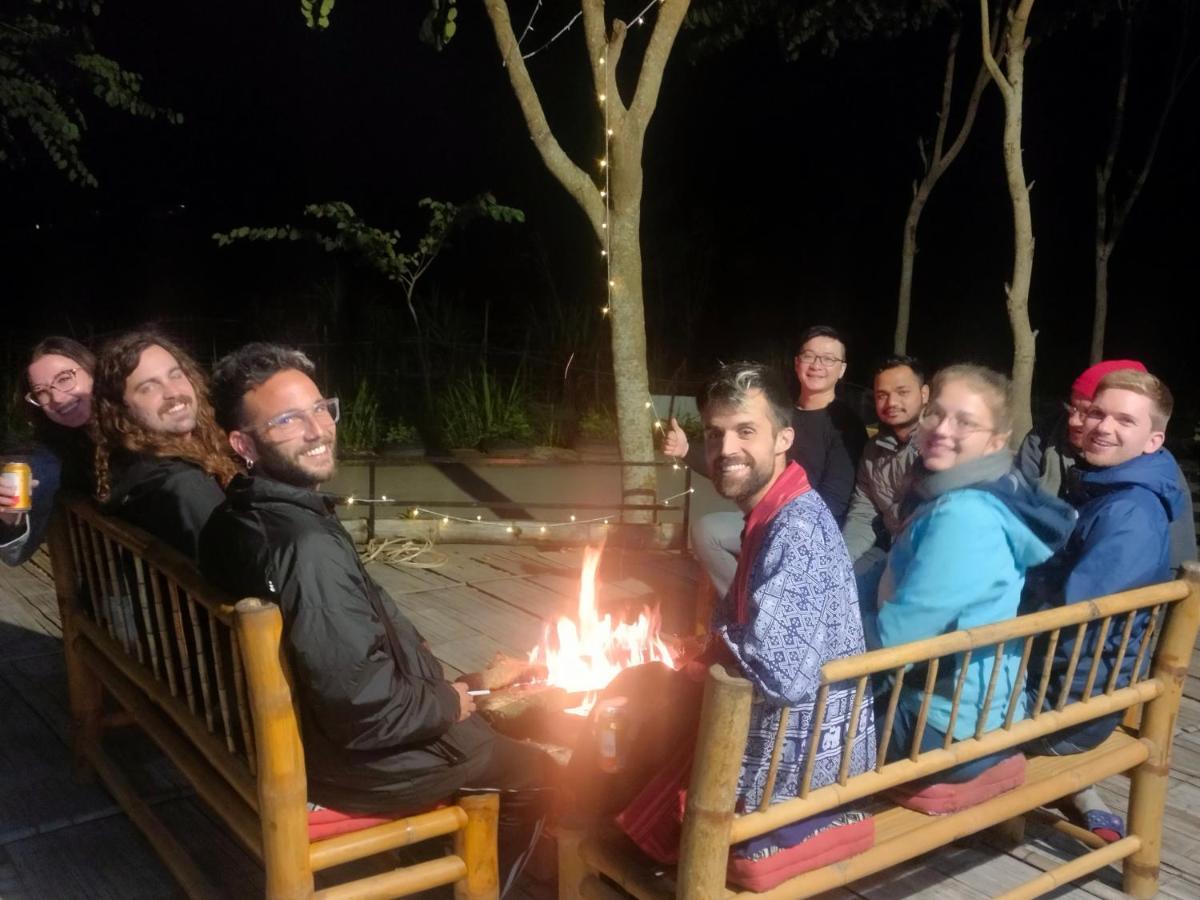Truong Huy Homestay Mai Châu Esterno foto