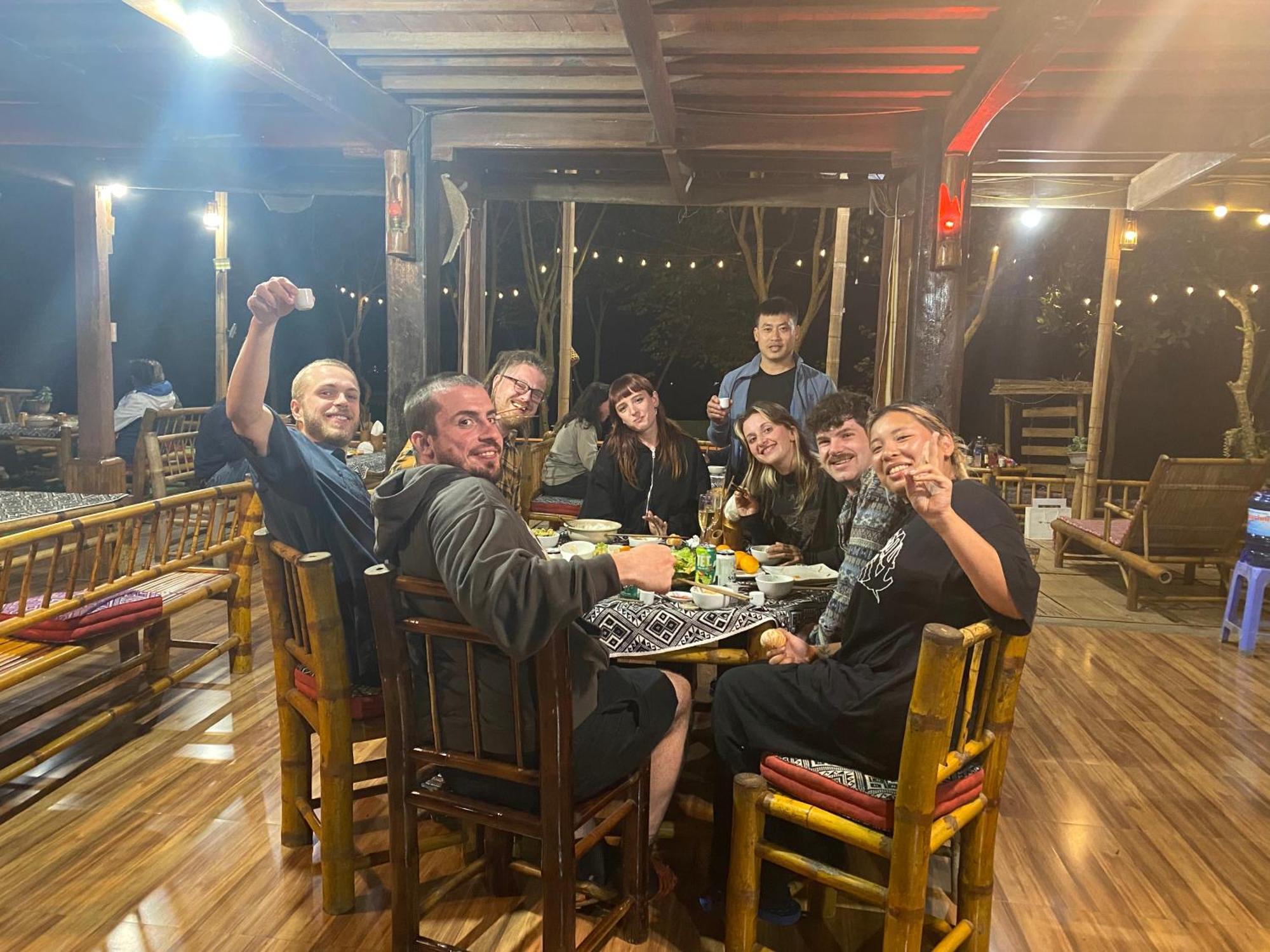 Truong Huy Homestay Mai Châu Esterno foto