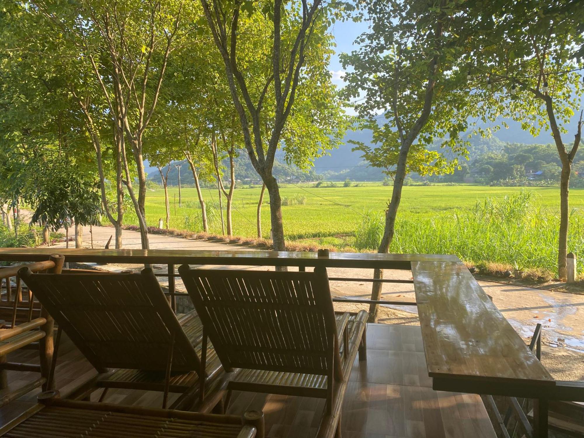 Truong Huy Homestay Mai Châu Esterno foto