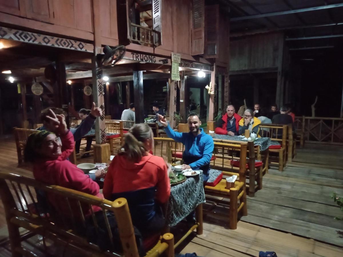 Truong Huy Homestay Mai Châu Esterno foto
